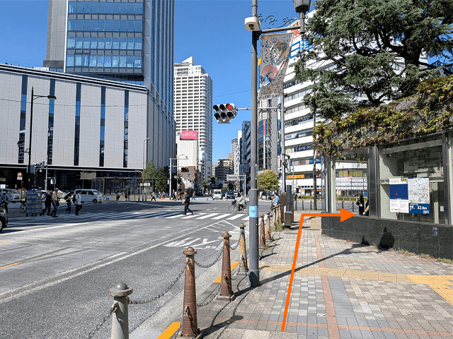 JR池袋駅 西口(中央) から『しんそう池袋西口』までの道順(池袋西口五差路)
